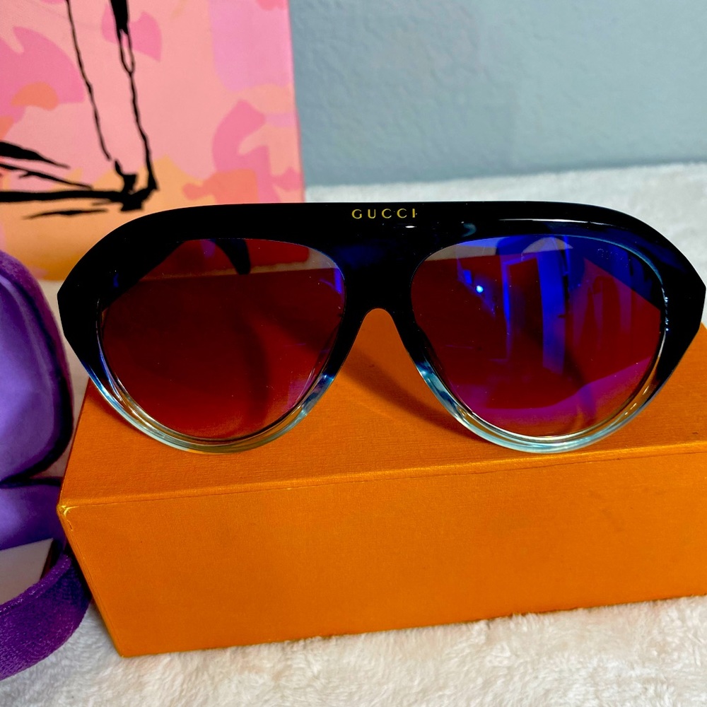 Gucci sunglasses